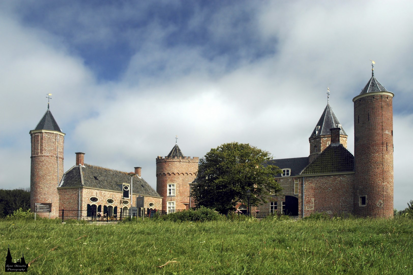 Kasteel Westhove, Oostkapelle, Niederlande